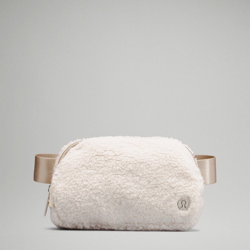 Lululemon Fleece Belt bag